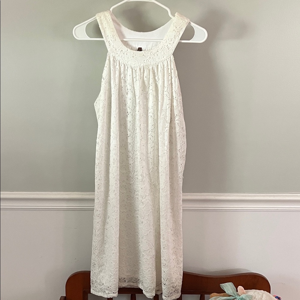 White Lace Sleeveless Stetson Dress